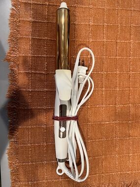 Kristin Ess 1.25” Curling Iron